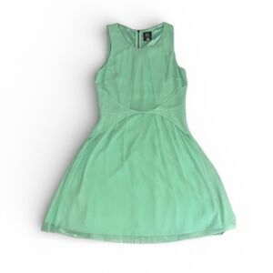 VINCE CAMUTO Women’s Mint Green Chiffon Like Spring Dress - Size 6